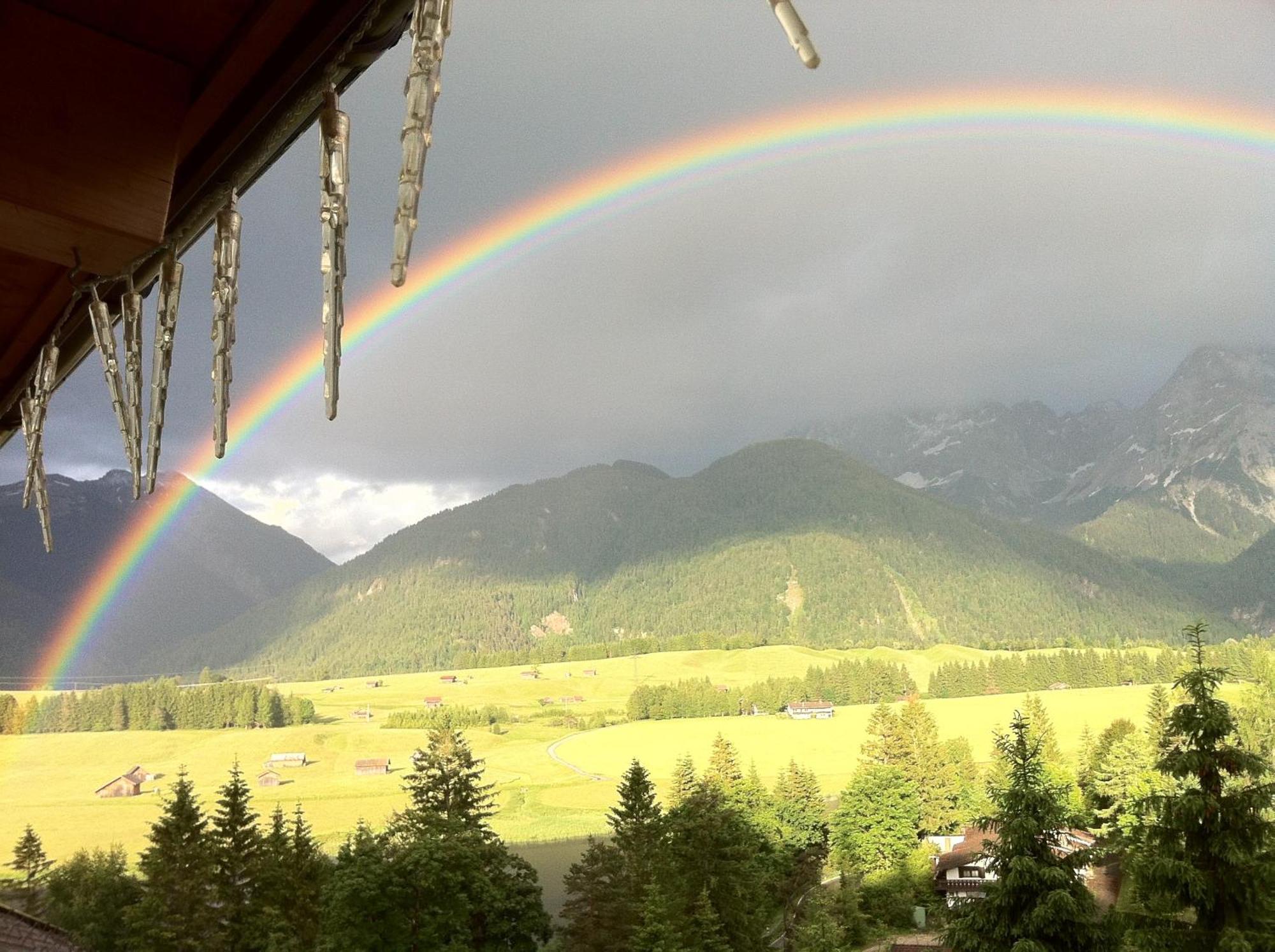Bed & Breakfast Baeckeralm - 16 + Mittenwald